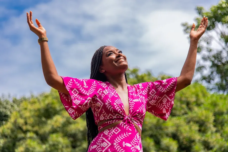 Minimalist Summer Fashion Guide